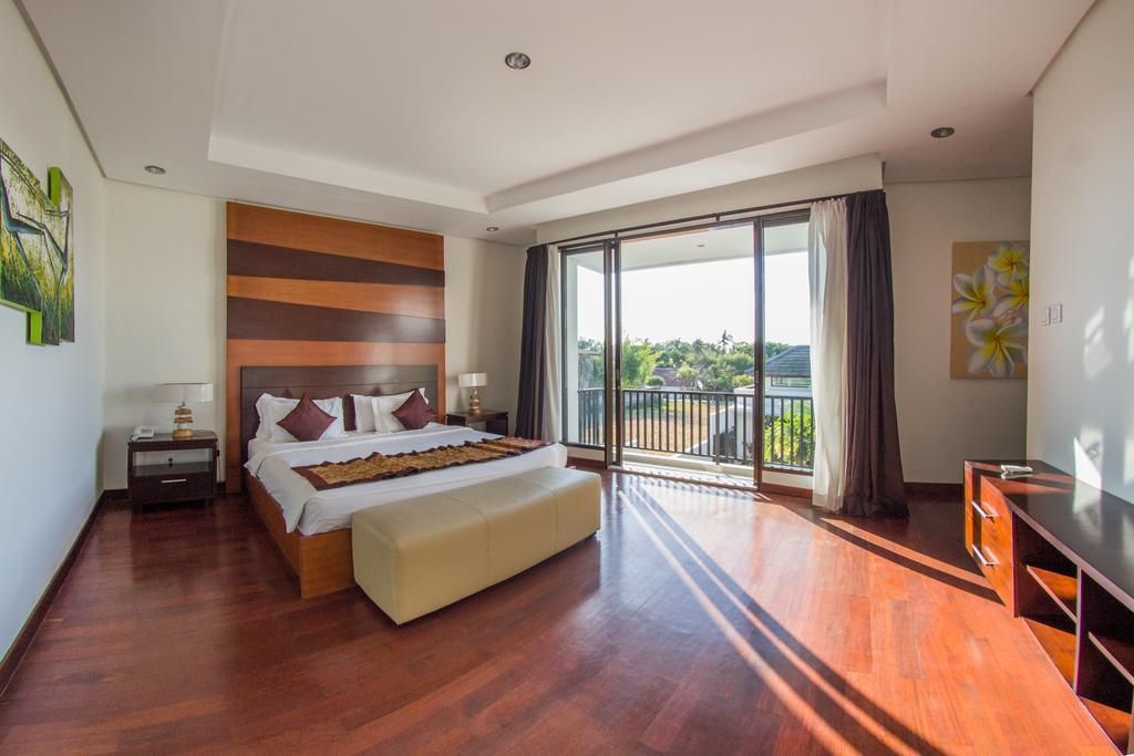 Villa Uma Girasole Canggu Екстериор снимка